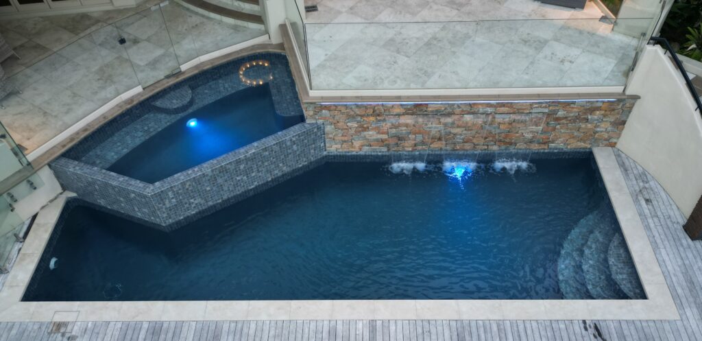 Concrete pool and spa combination build Auckland